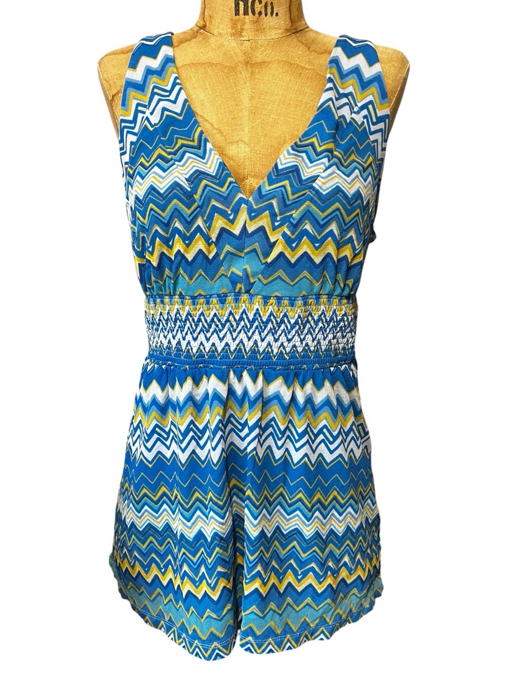 INC International Concepts Light Blue Knit Top with Tag Detail L like new!